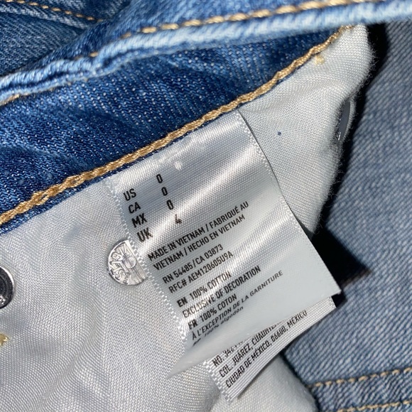 Blue, distressed size 0 American Eagle shorts - Picture 3 of 3